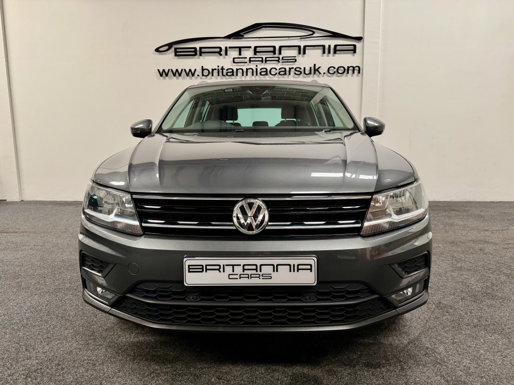Volkswagen Tiguan 2.0 Match Tdi 4Motion Dsg VF19WZD Grey #3