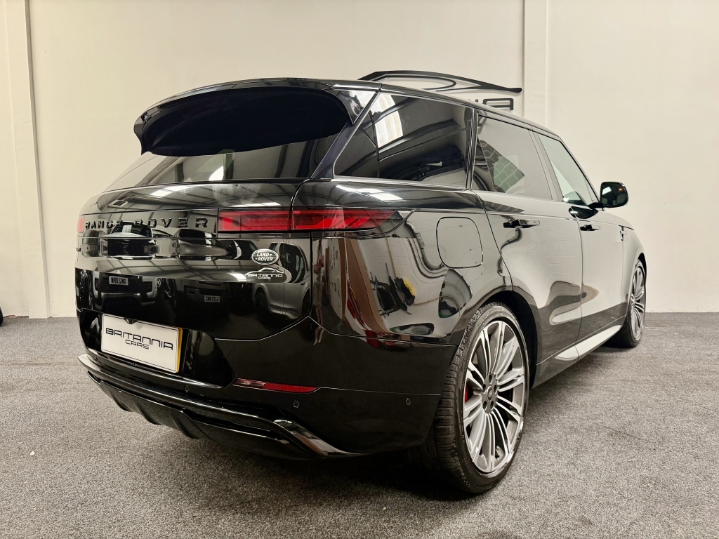 Land Rover Range Rover Sport 3.0 Dynamic Se Mhev Black #4