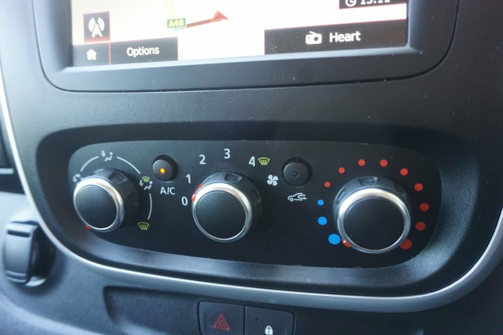 Renault Trafic Sl28 Business Energy Dci No Vat 9 Seater Ac White #16
