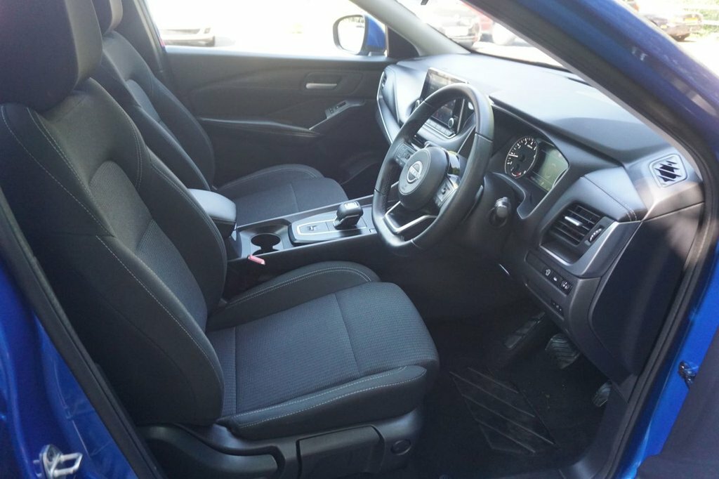 Nissan Qashqai 1.3L Acenta Premium Blue #4