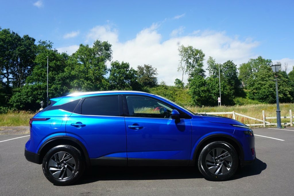 Nissan Qashqai 1.3L Acenta Premium Blue #3