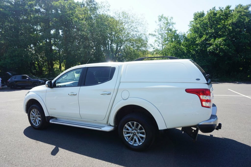 Mitsubishi L200 Dc Warrior White #11