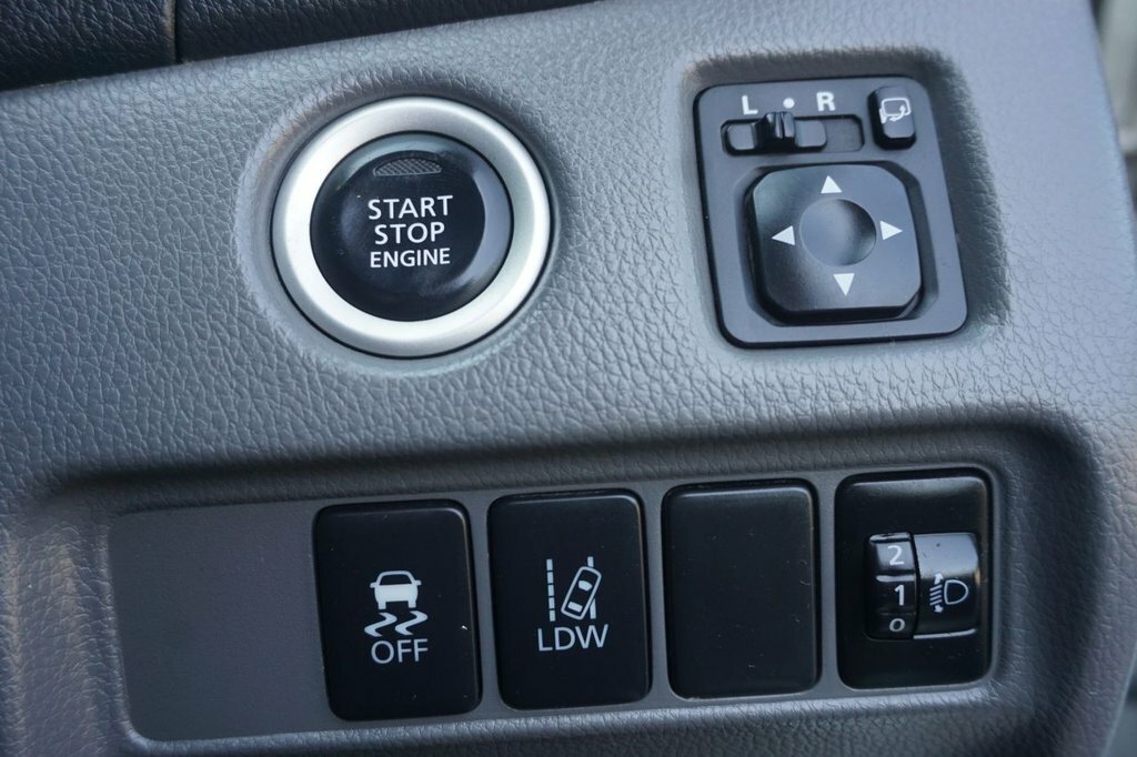 Mitsubishi L200 Dc Warrior White #20