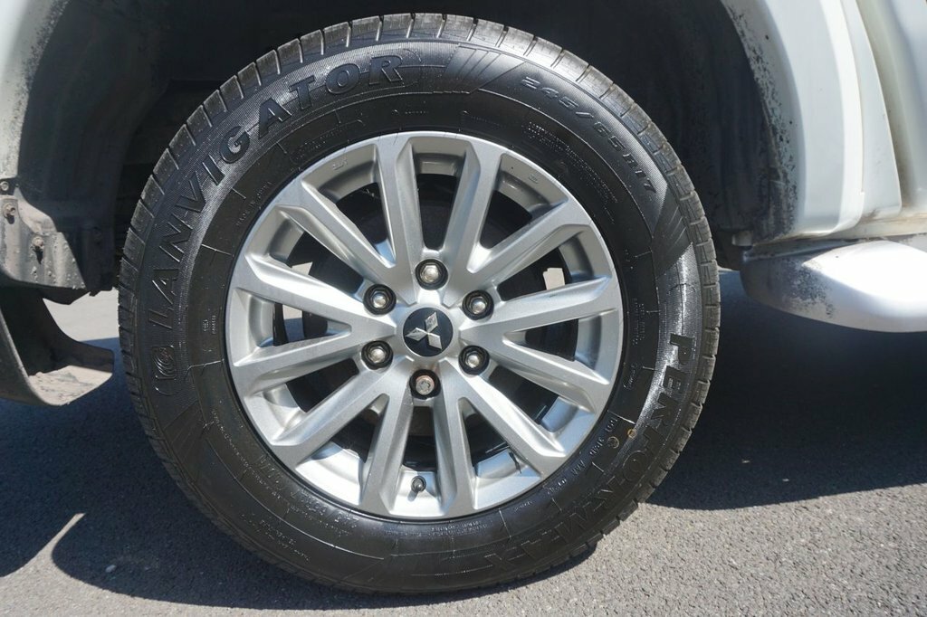 Mitsubishi L200 Dc Warrior White #7