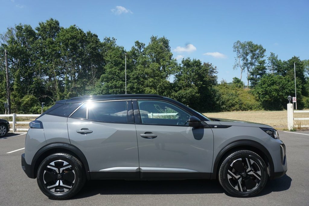 Peugeot e-2008 Suv Grey #3
