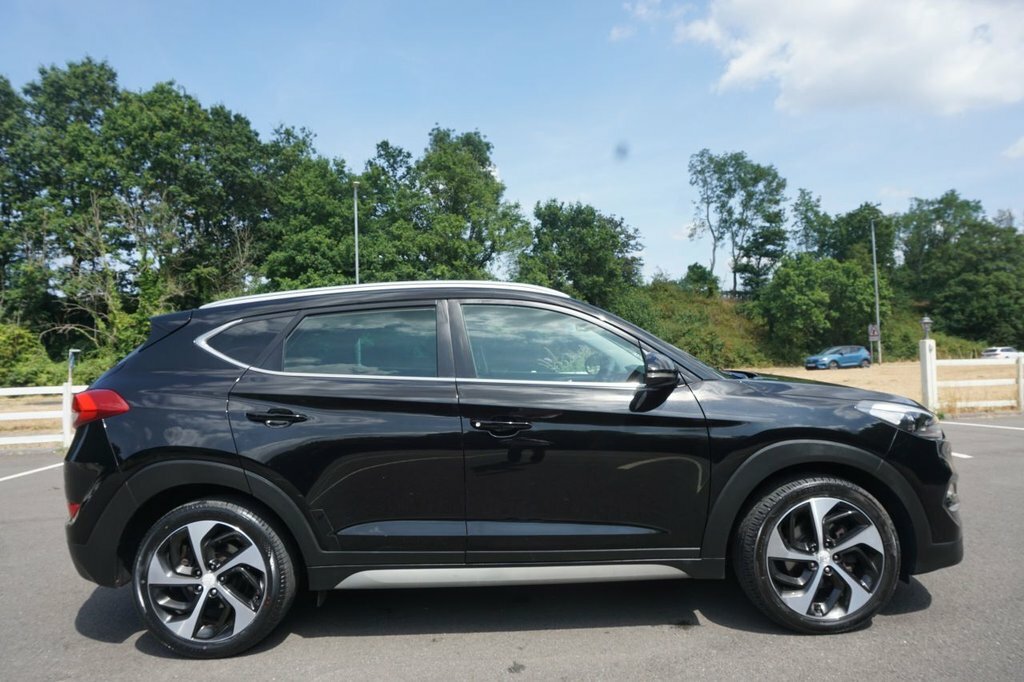 Hyundai Tucson 2L Premium Black #3