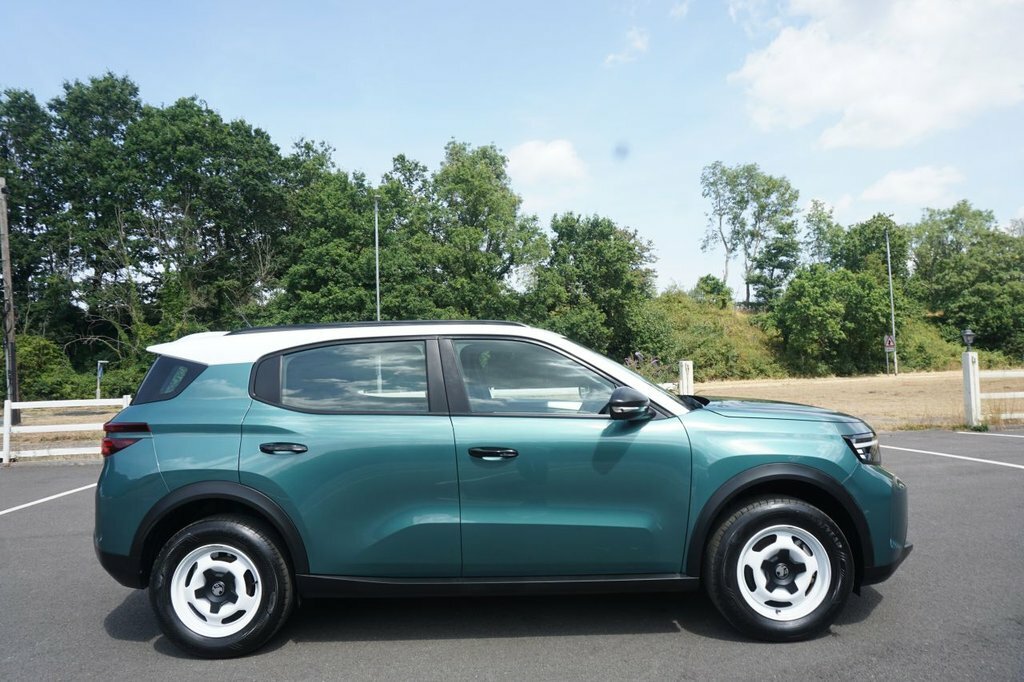 Vauxhall Frontera Suv Green #3