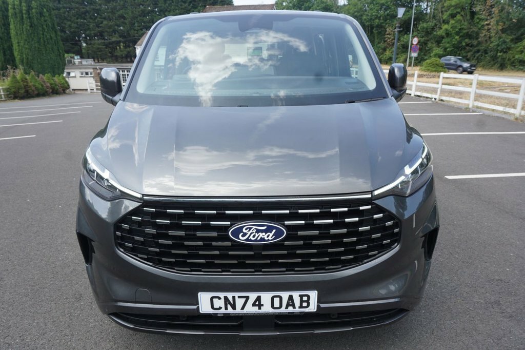 Ford Tourneo Custom Titanium Luxe Black #14