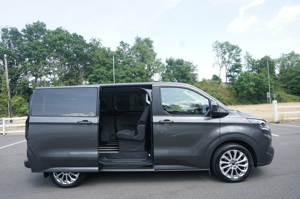 Ford Tourneo Custom 2L Titanium Luxe Grey #3