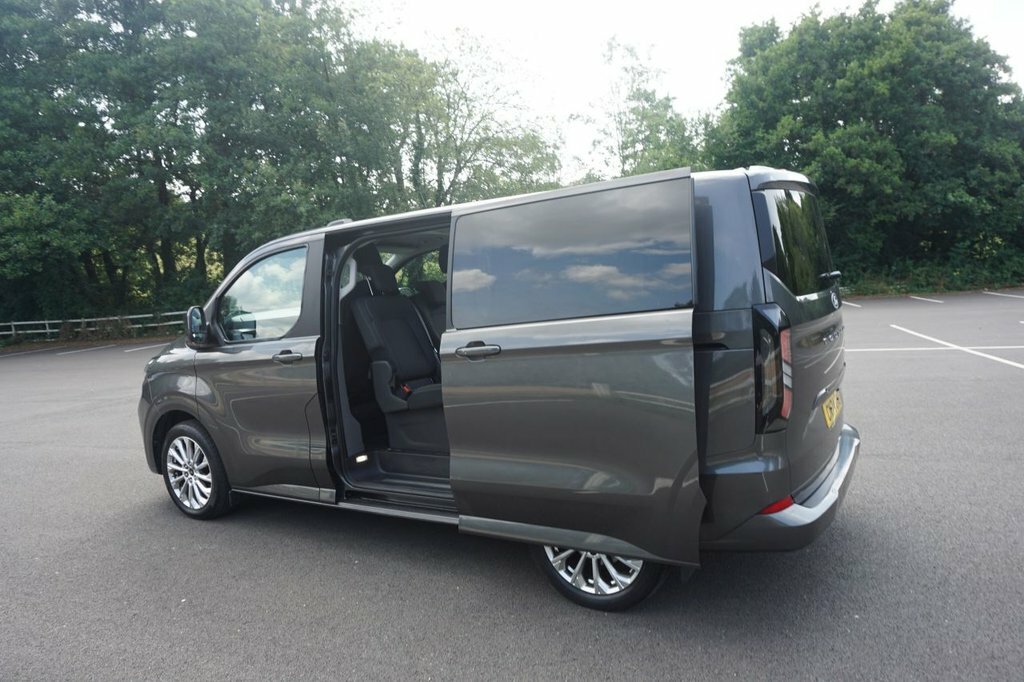 Ford Tourneo Custom Titanium Luxe Black #13