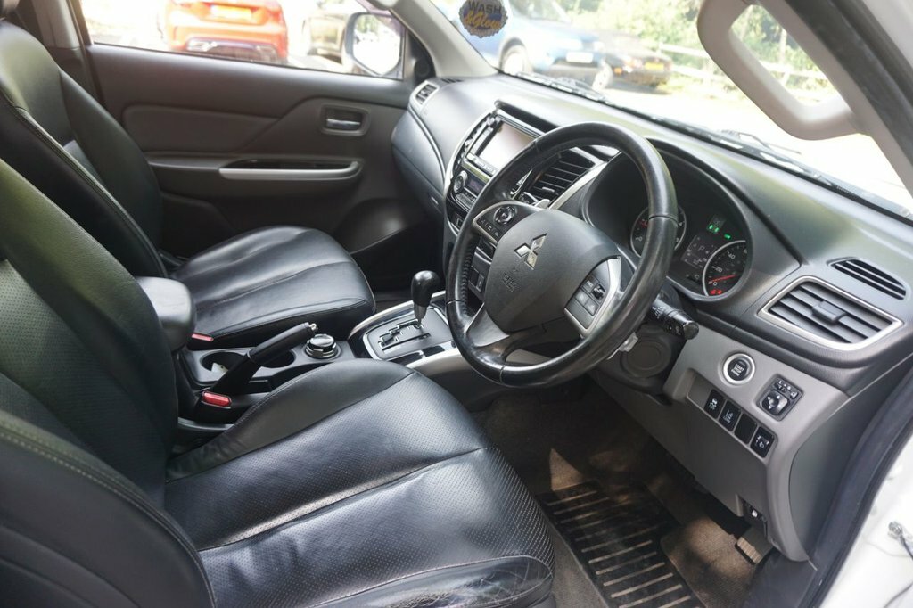 Mitsubishi L200 2.4L Dc Warrior White #4