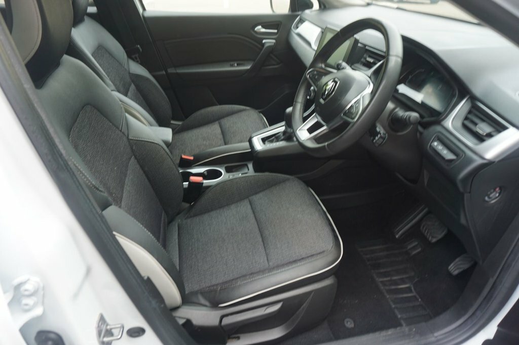 Renault Captur 1.6L Techno White #4