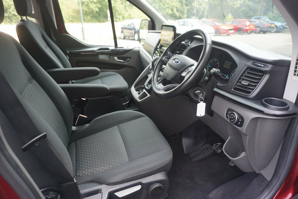 Ford Tourneo Custom 2L Zetec Red #5