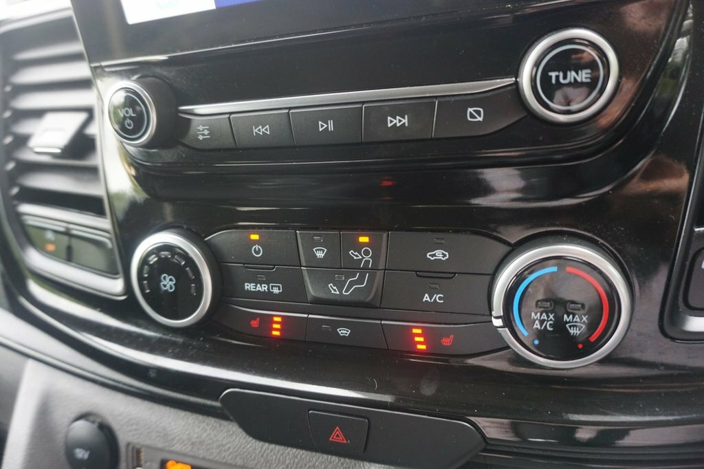 Ford Tourneo Custom 2L Titanium Silver #17