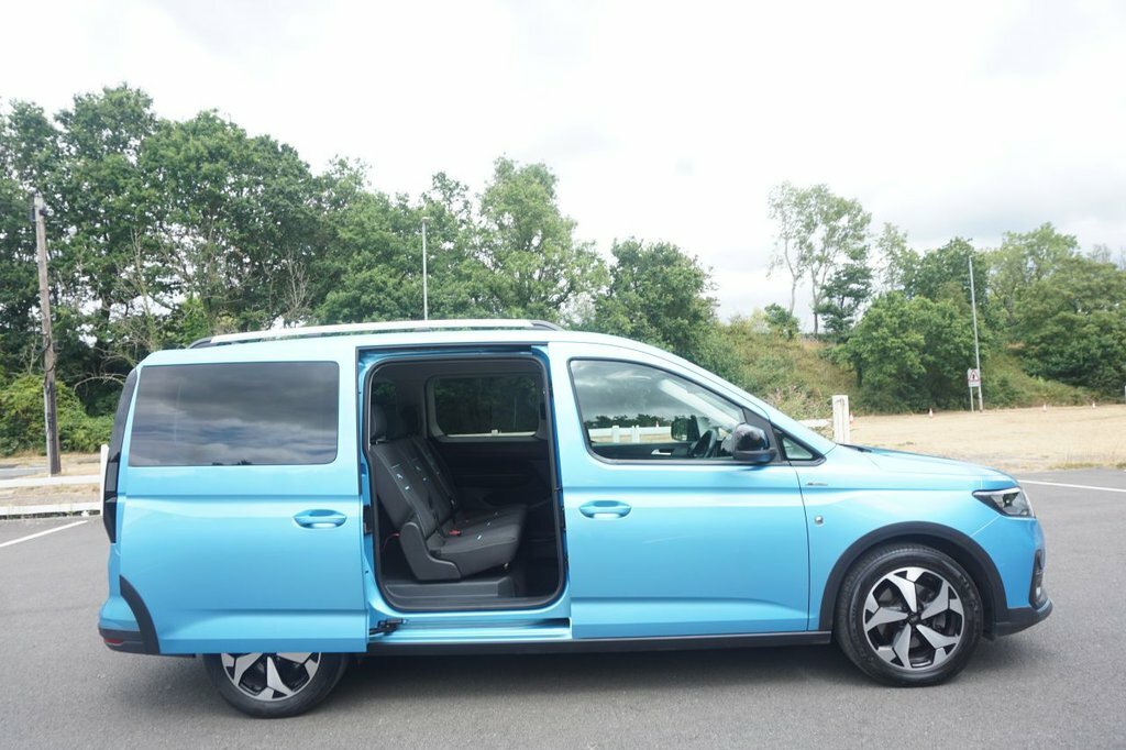 Ford Grand Tourneo Connect 2L Active Blue #3