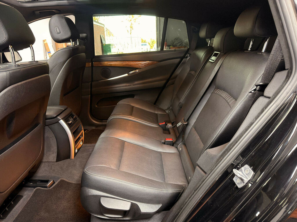 BMW 5 Series Gran Turismo M Sport Blue #35