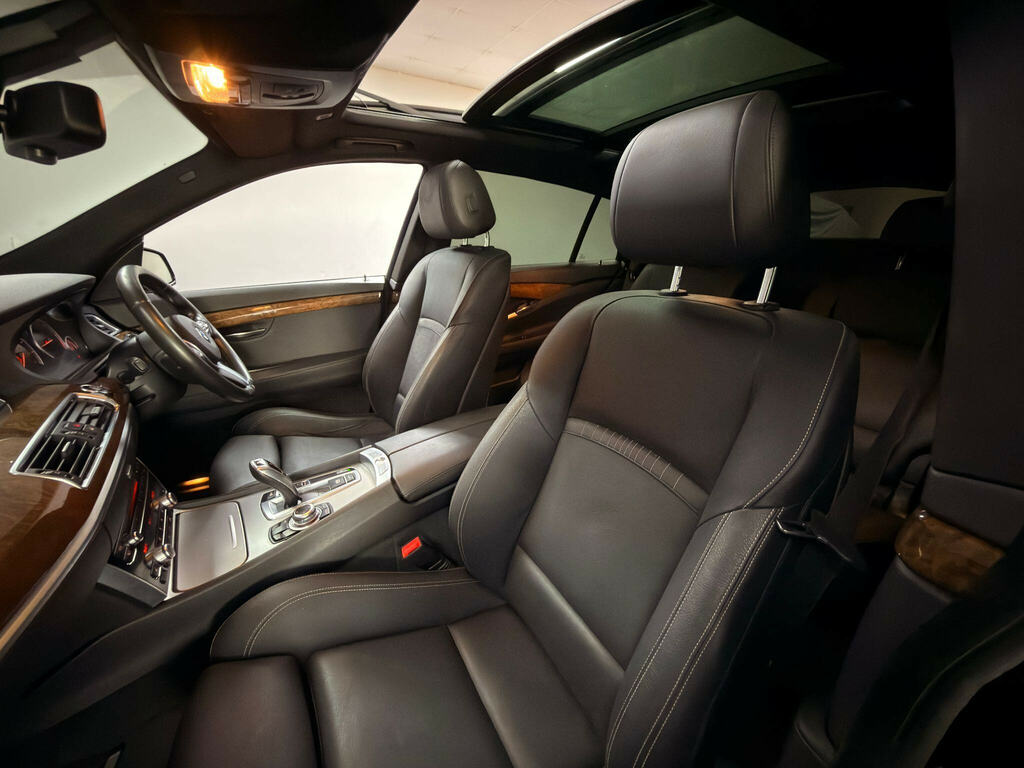 BMW 5 Series Gran Turismo M Sport Blue #71