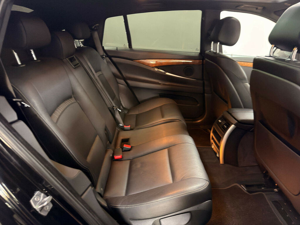 BMW 5 Series Gran Turismo M Sport Blue #32