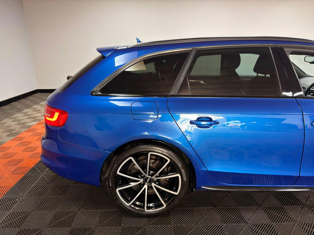 Audi A4 Avant 2.0 Tdi Black Edition Euro 6 Ss Nav SG65OVF Blue #4