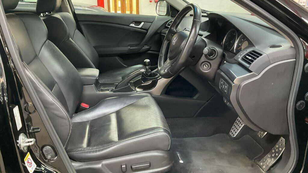 Honda Accord 2L Type S Black #7