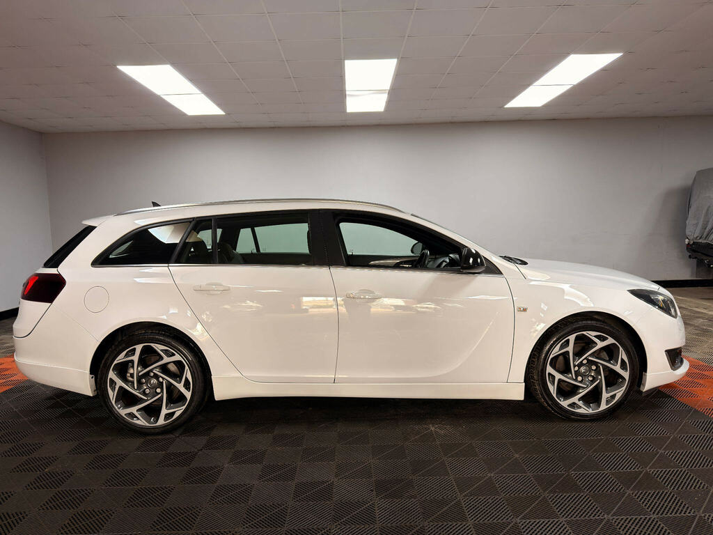 Vauxhall Insignia 1.6 Cdti Sri Start Stop Black #9