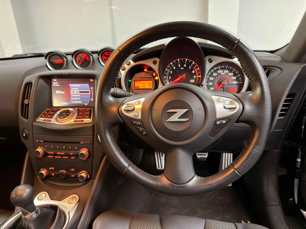 Nissan 370Z Red #52