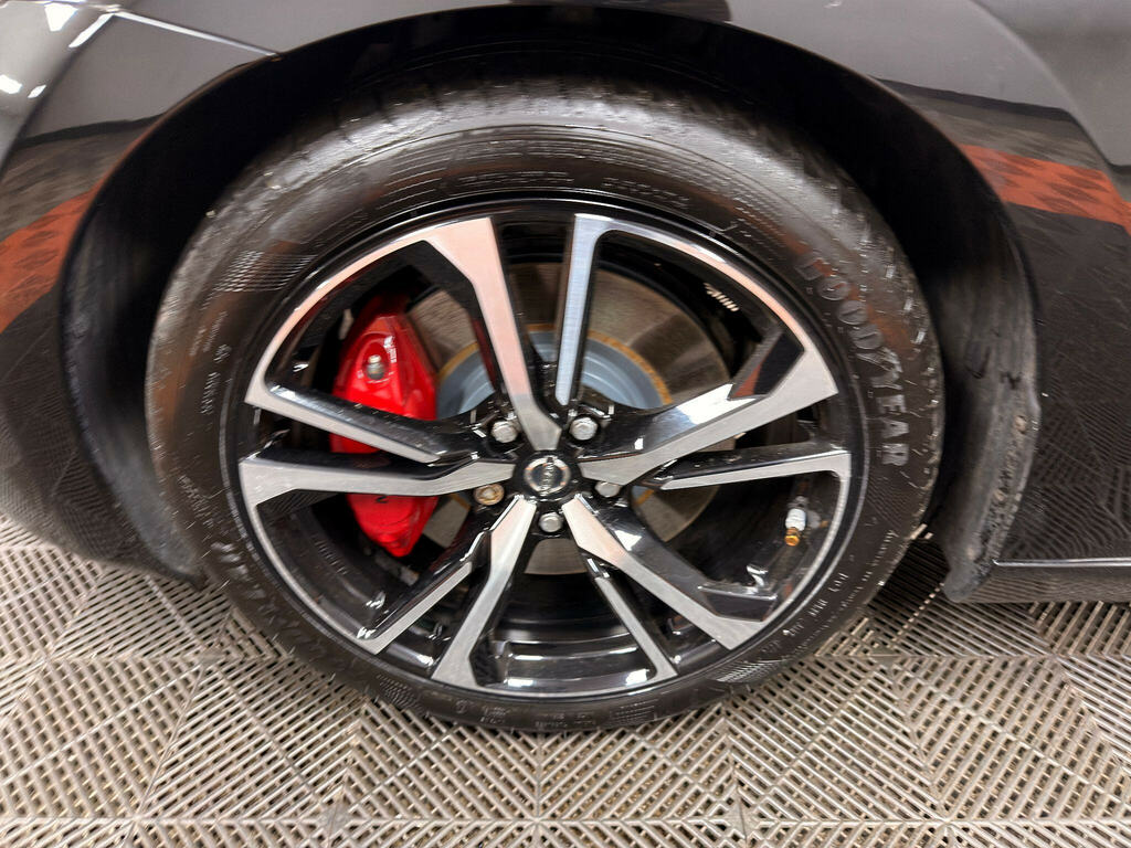 Nissan 370Z Red #35