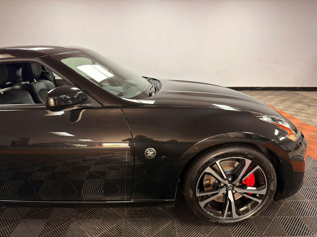 Nissan 370Z Red #9