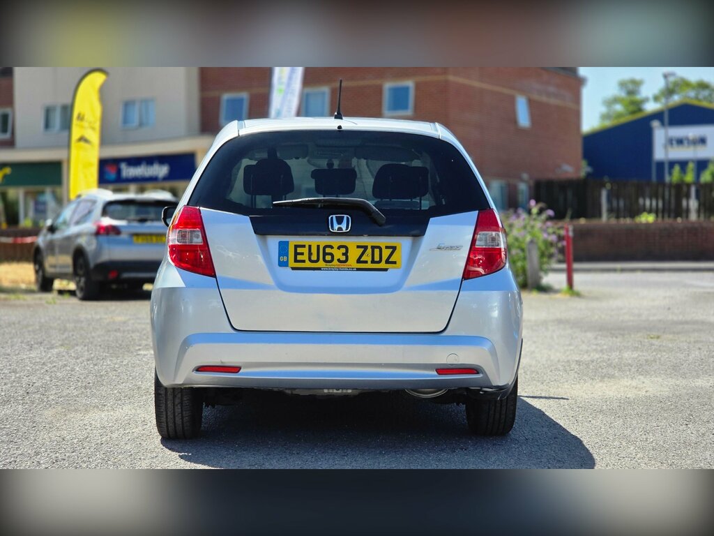 Honda Jazz 1.4 I-vtec Es Plus Hatchback Eur Silver #6