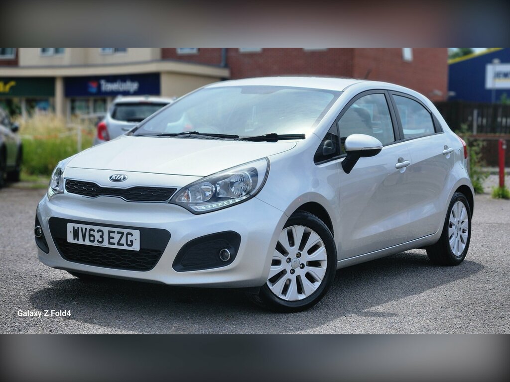 Kia RIO 1.4 Crdi Ecodynamics 2 Hatchback Silver #2