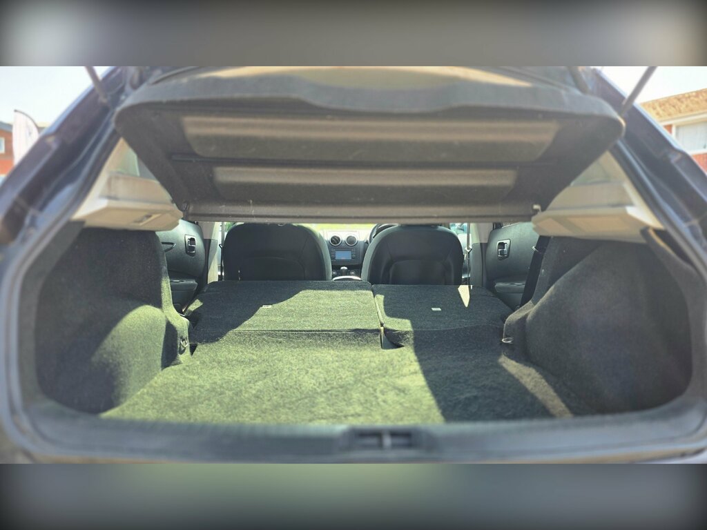 Nissan Qashqai Hatchback #13