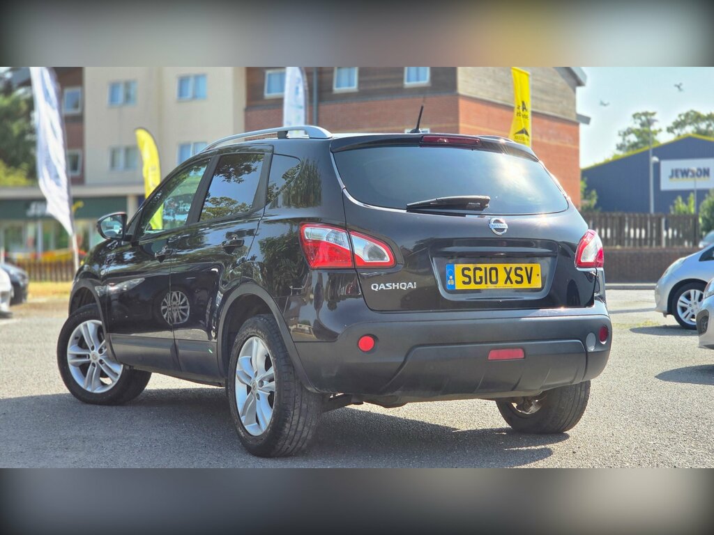 Nissan Qashqai Hatchback #3