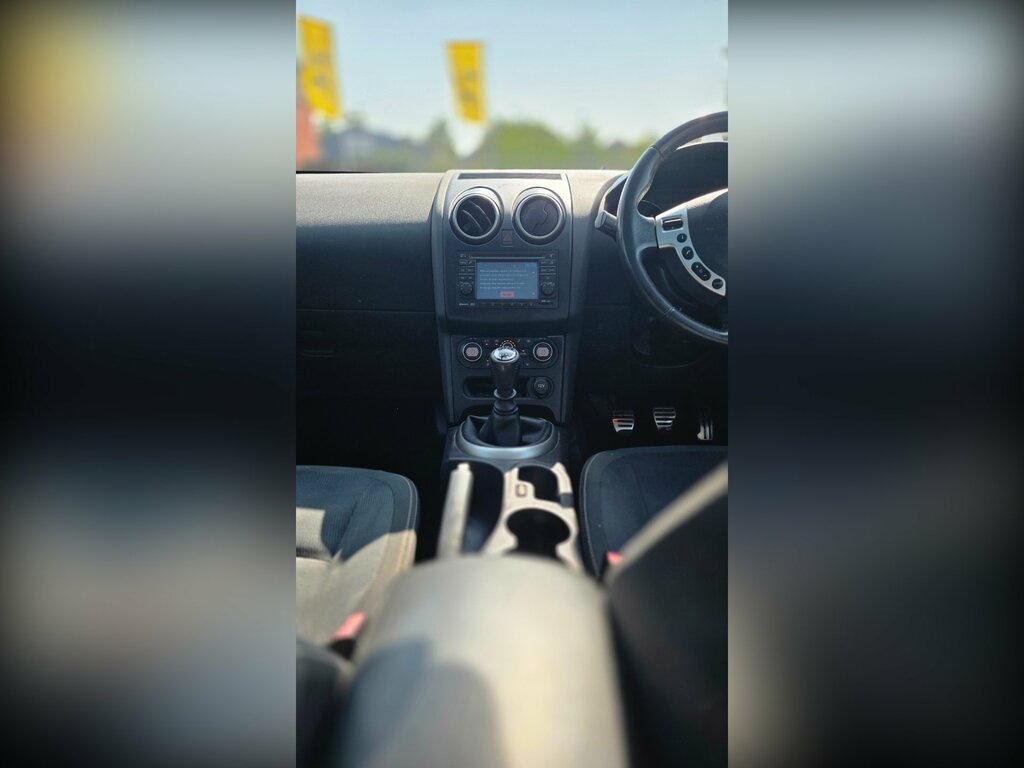 Nissan Qashqai Hatchback #12