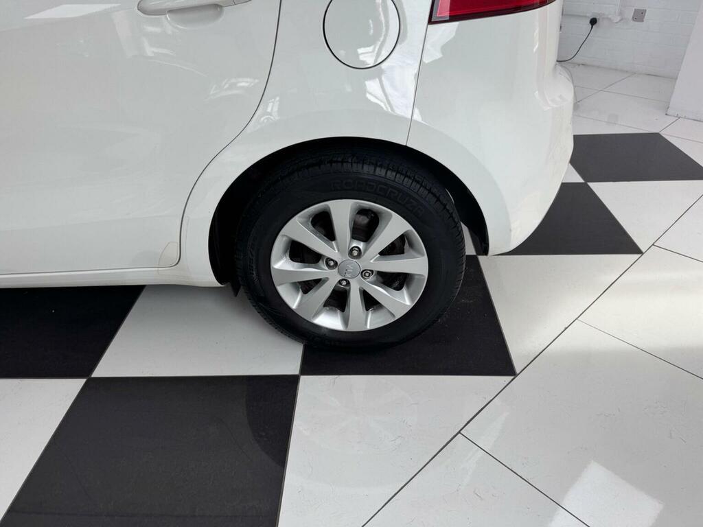 Kia RIO 1.25 Vr7 5Dr-reversing Sensors- Fsh - 2014 64 Silver #27