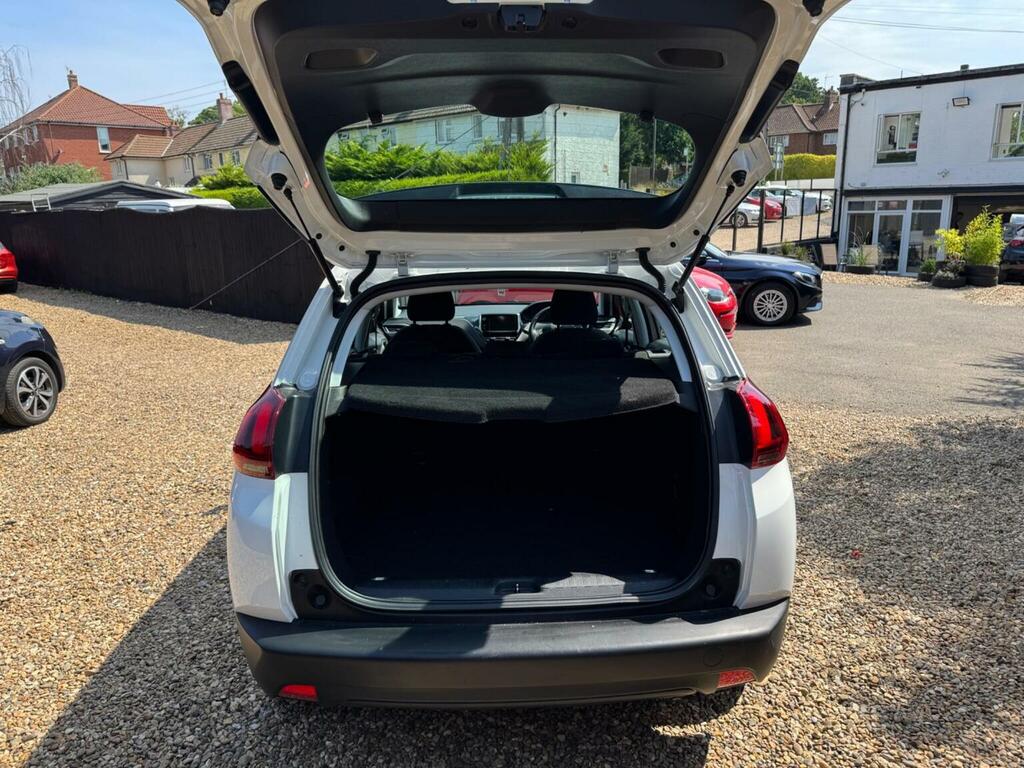 Peugeot 2008 1.6 Bluehdi Allure Euro 6 Black #41