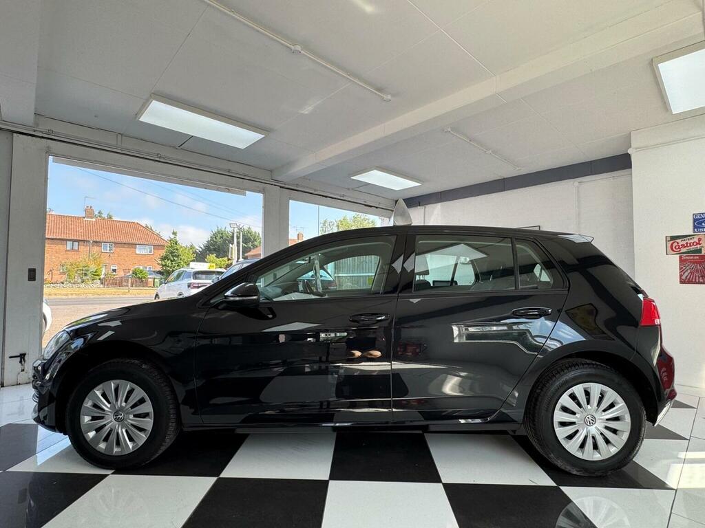 Volkswagen Golf Hatchback 1.6 Tdi Bluemotion Tech S Euro 5 Ss 5 Black #4