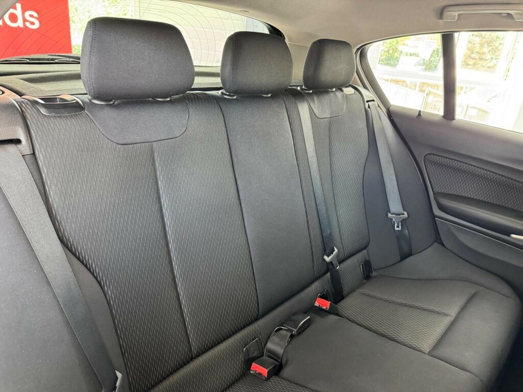 BMW 1 Series Black #16