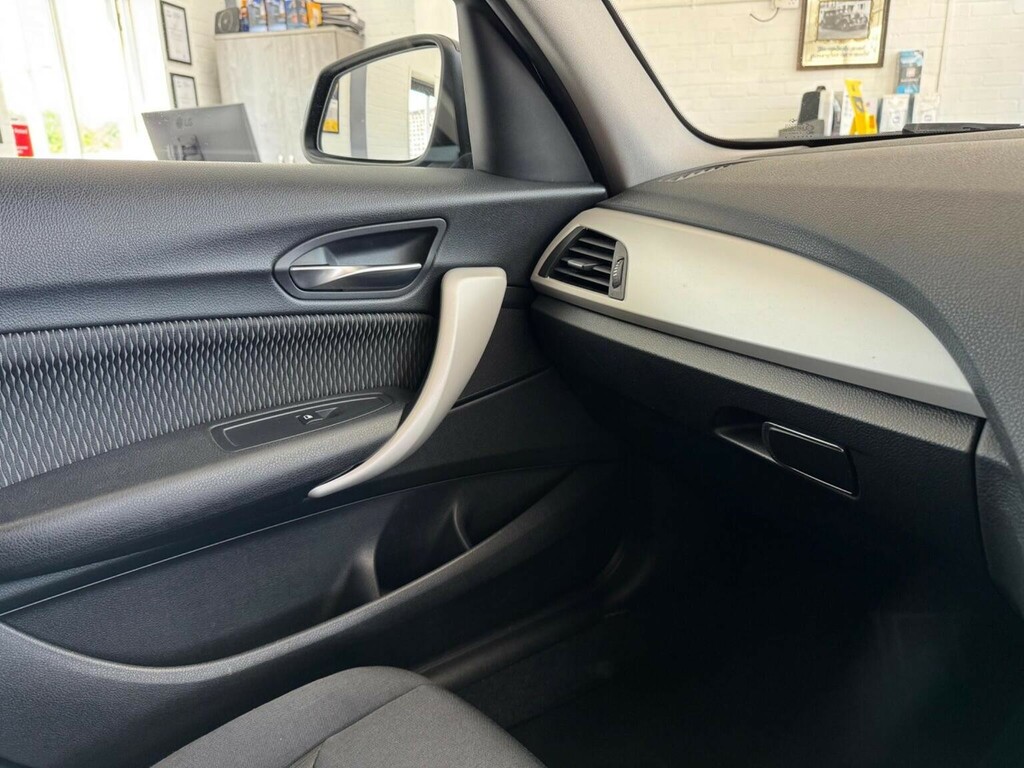 BMW 1 Series Black #45