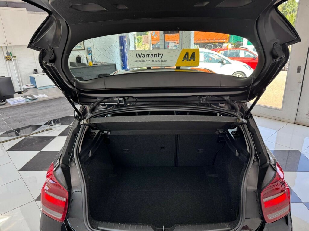 BMW 1 Series Black #38