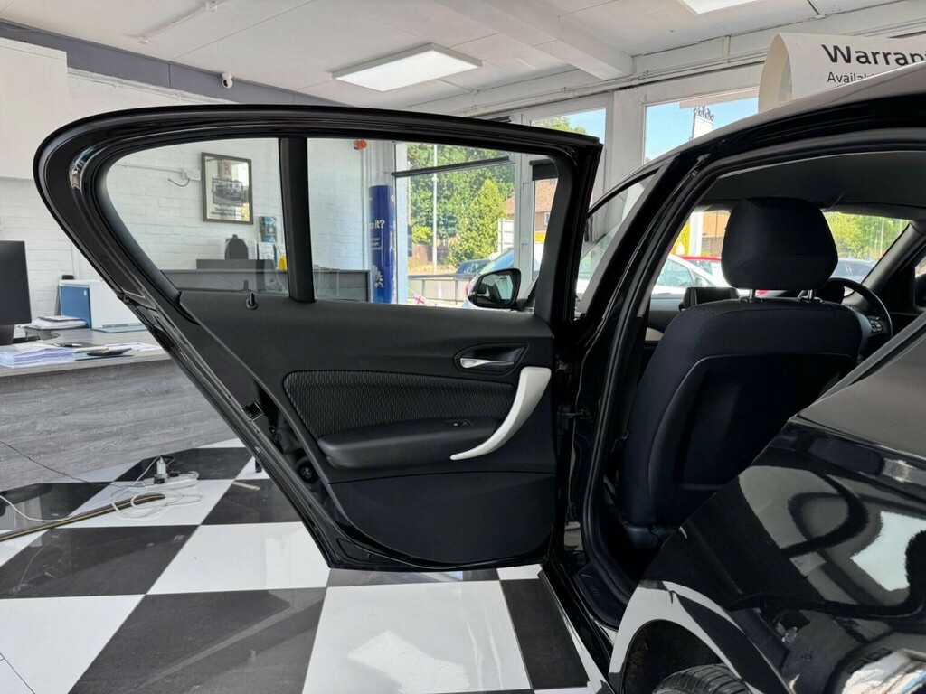 BMW 1 Series Black #26