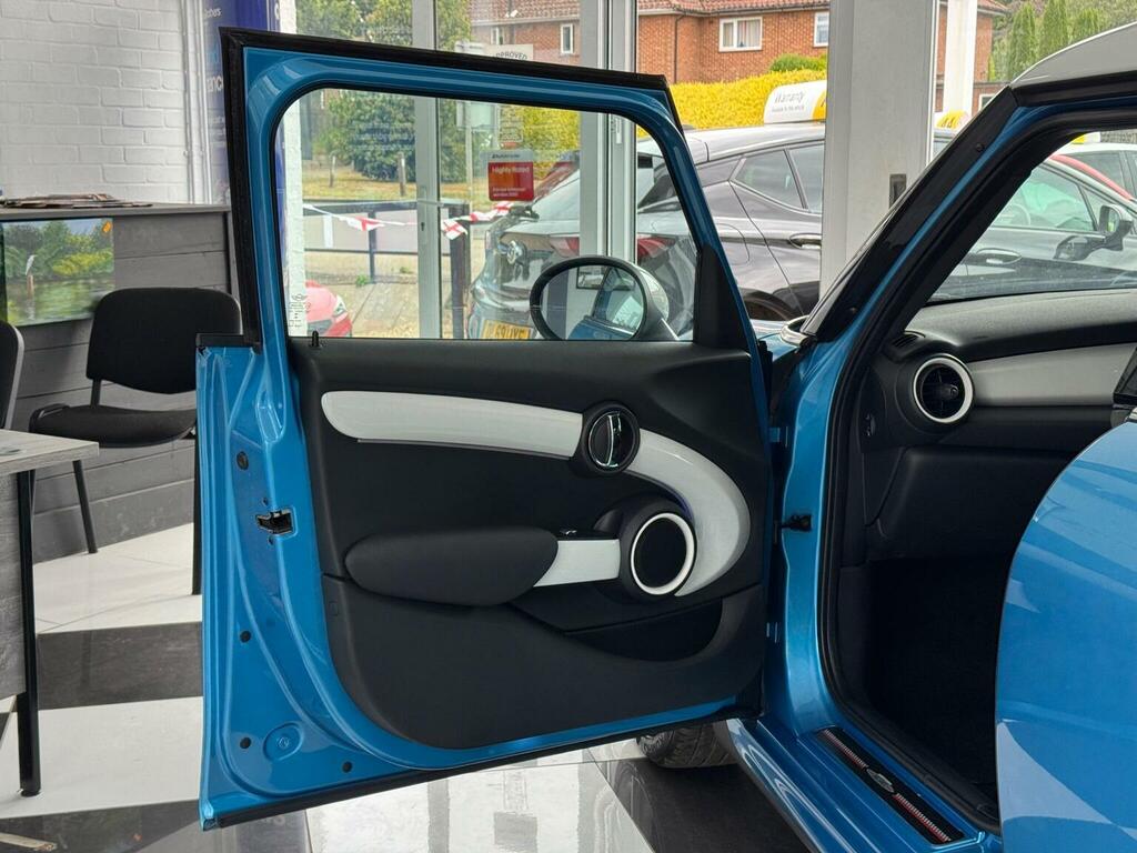 Mini Hatch Back Euro 6 Ss 136 Ps Grey #31