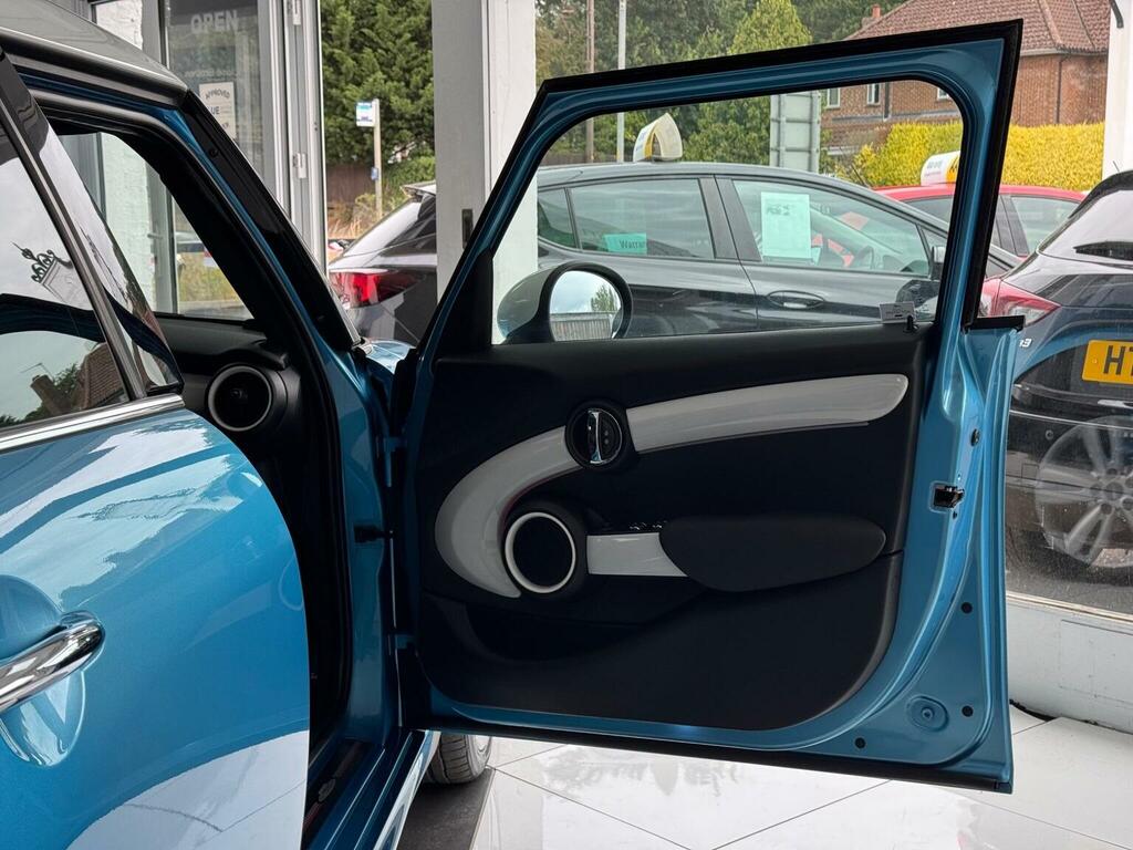 Mini Hatch Back Euro 6 Ss 136 Ps Grey #27