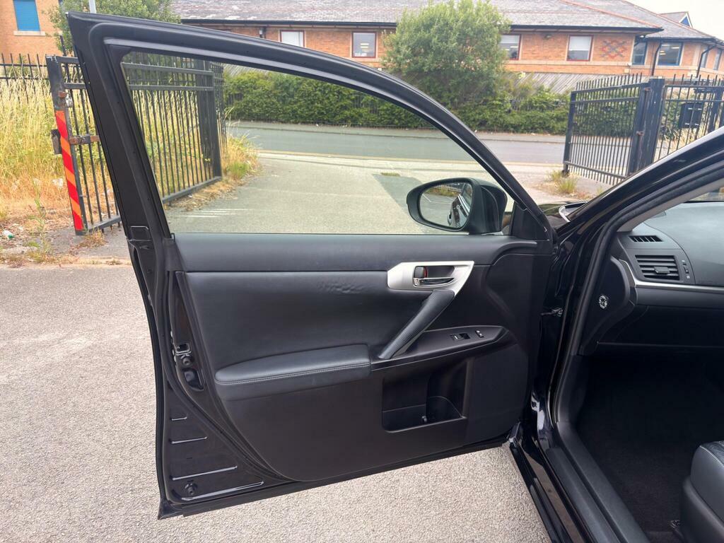 Lexus CT 1.8 200H Se-l Cvt Grey #15