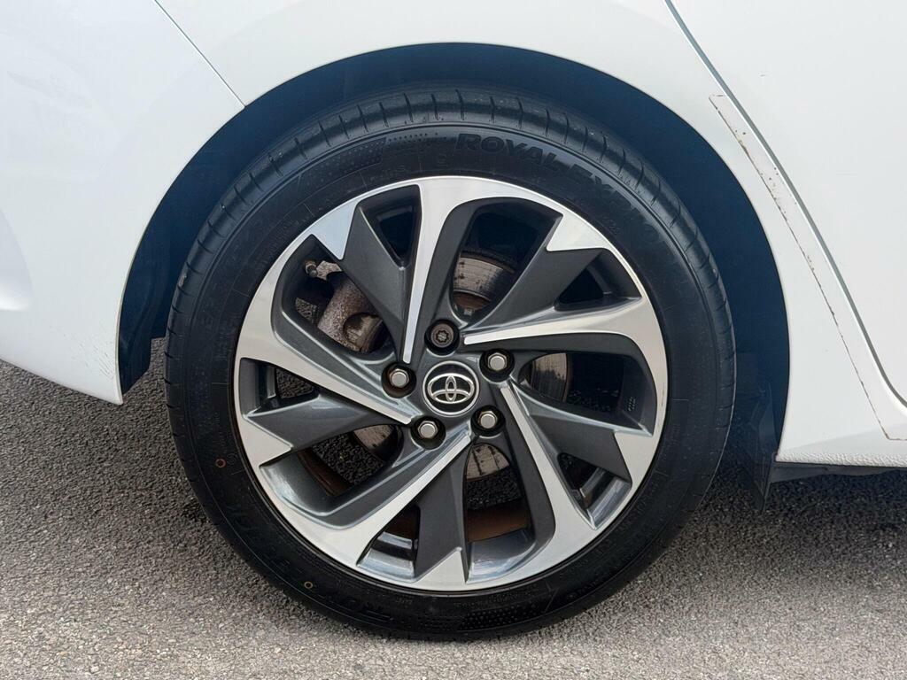 Toyota Auris Excel Grey #41