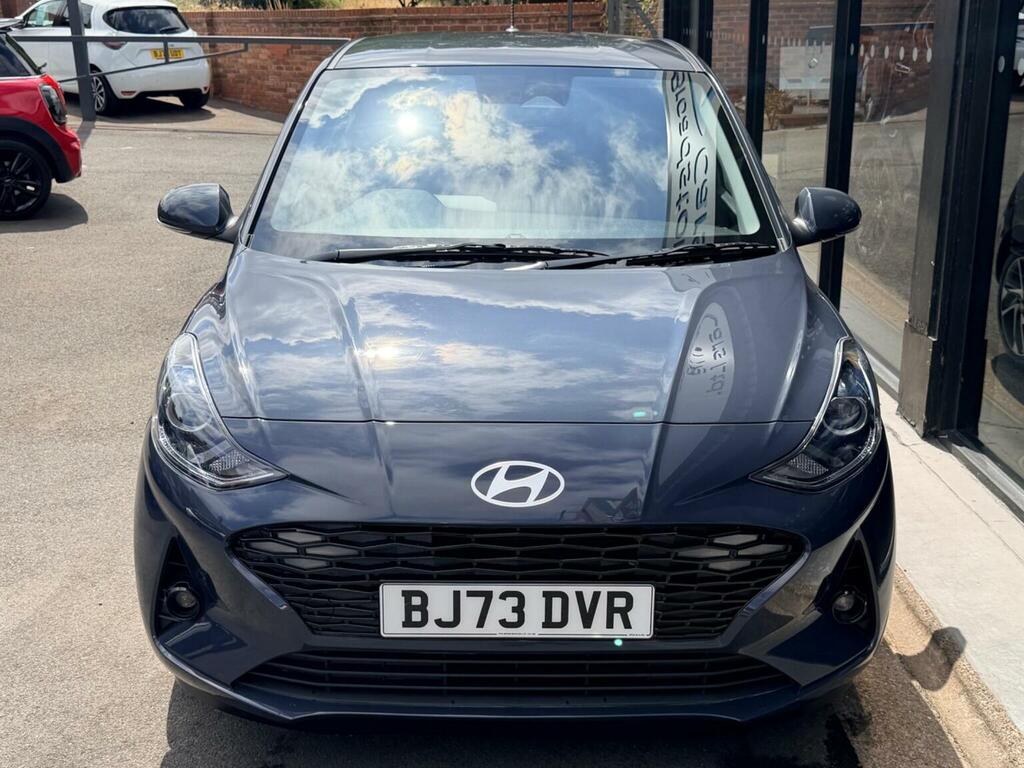 Hyundai I10 Hatchback 1.2 Premium Euro 6 Ss 2023 BJ73DVR Grey #3