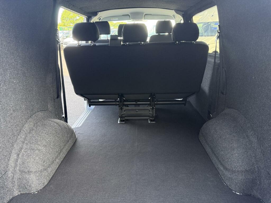 Volkswagen Transporter 2.0 Tdi 6 Seat Kombi Startline S NJ72OUL White #3