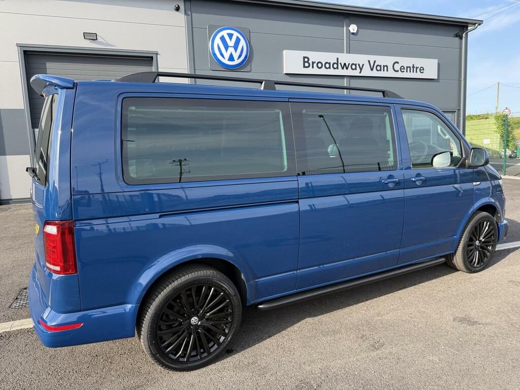 Volkswagen Transporter Shuttle T6 Tdi 8 Seat Shuttle Se Swb In Champagne - Euro S Beige #7