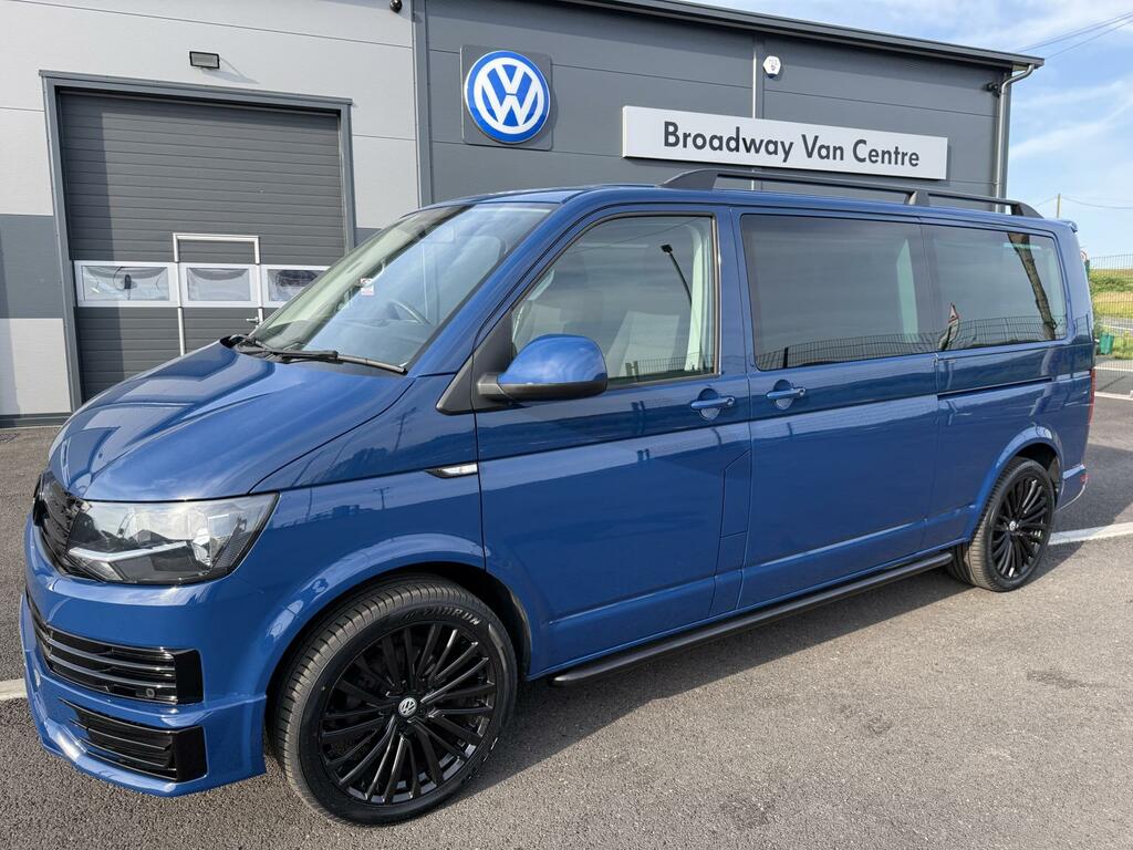 Volkswagen Transporter Shuttle 2.0 Tdi Bluemotion Tech S 150 7 Speed Dsg Lwb Blue