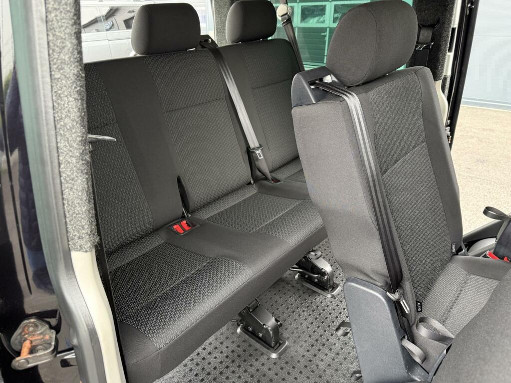Volkswagen Transporter Shuttle 9 Seat Shuttle 2.0 Tdi S Swb In Black #4
