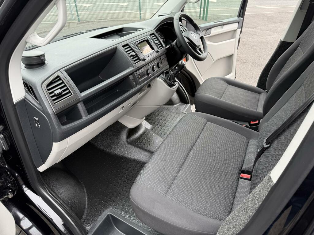 Volkswagen Transporter Shuttle 2.0 Tdi Se Dsg Fwd Swb Euro 6 Ss - 2019 69 Black #20